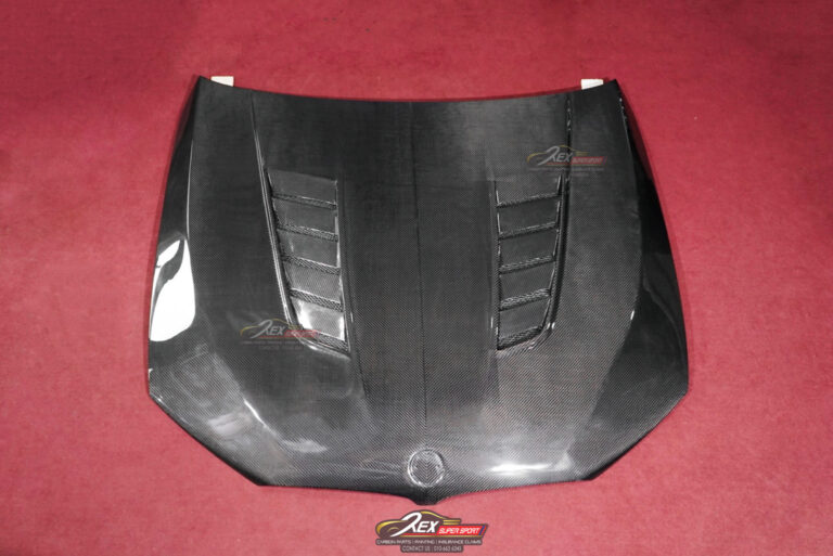 BMW G30 Bonnet V Design Dry Carbon